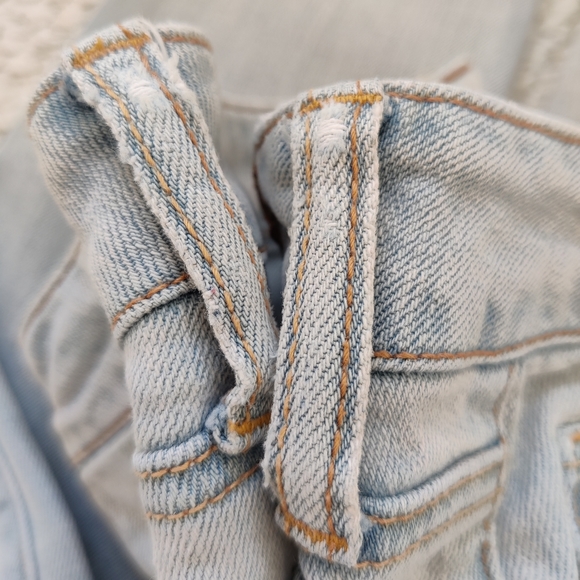 Low Rise American Eagle Skinny Jeans - Picture 9 of 13